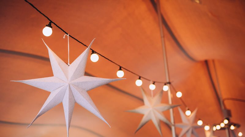 Christmas star decorations at The Chequers pub quiz.